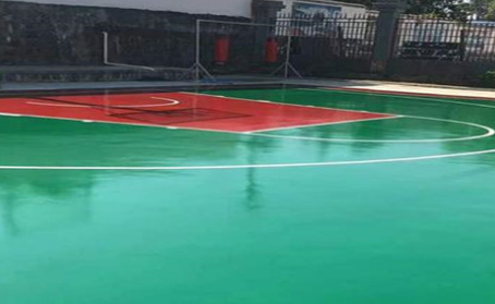 杨浦篮球场翻新地面